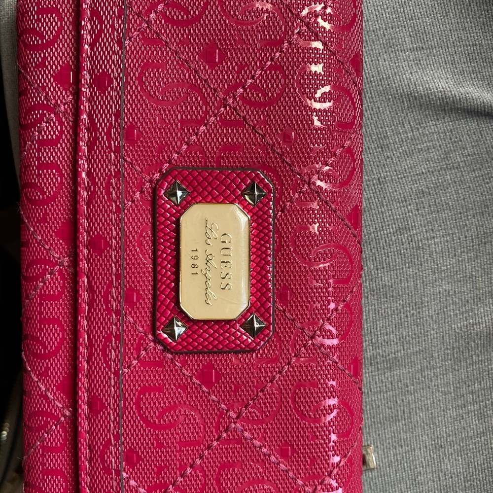 Guess wallet